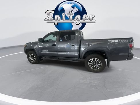 Used 2020 Toyota Tacoma TRD Sport image 6
