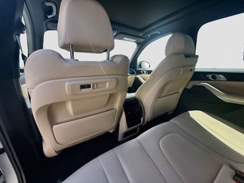 Used 2022 BMW X5 sDrive40i RWD image 25