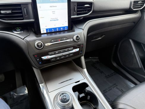 Certified 2020 Ford Explorer ST w/ Premium Technology Package image 18