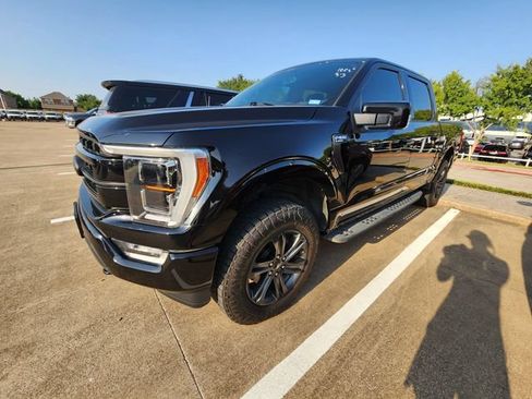 Used 2021 Ford F150 Lariat w/ Equipment Group 502A High AWD/4WD image 2