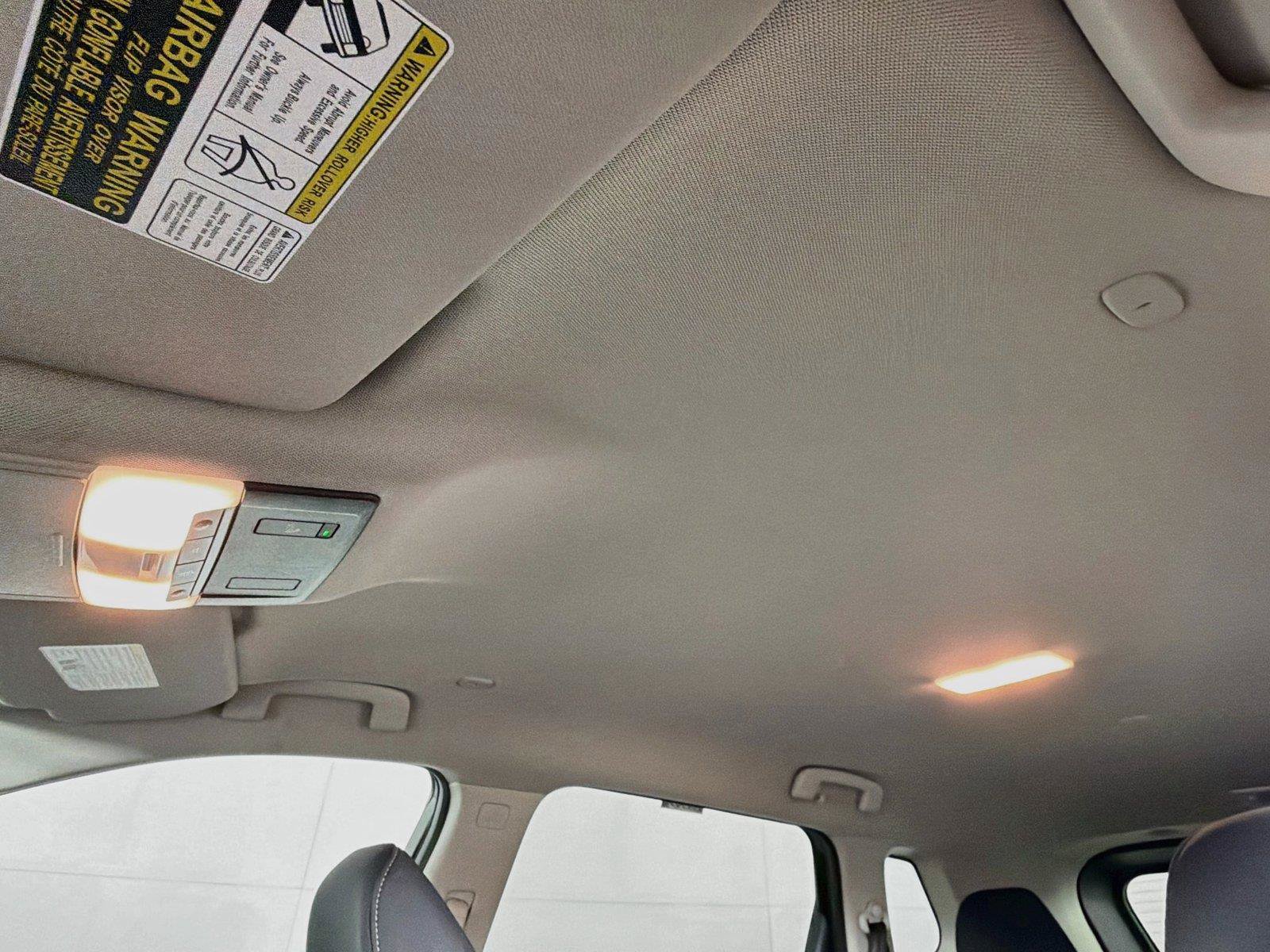 Used 2023 Nissan Rogue SV AWD/4WD image 5