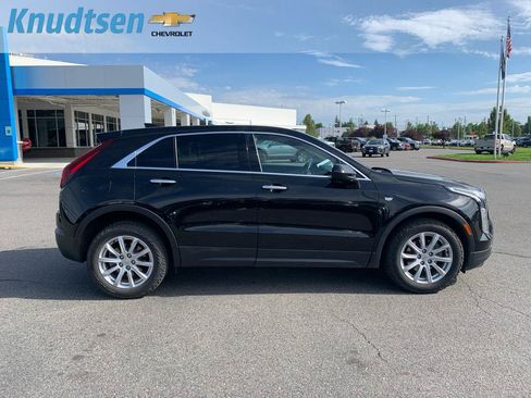Used 2021 Cadillac XT4 Luxury w/ Driver Awareness Package AWD/4WD image 8