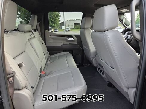 Used 2025 GMC Sierra 1500 SLT RWD image 15