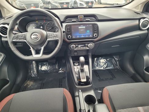 New 2025 Nissan Versa SR w/ Trunk Package image 7