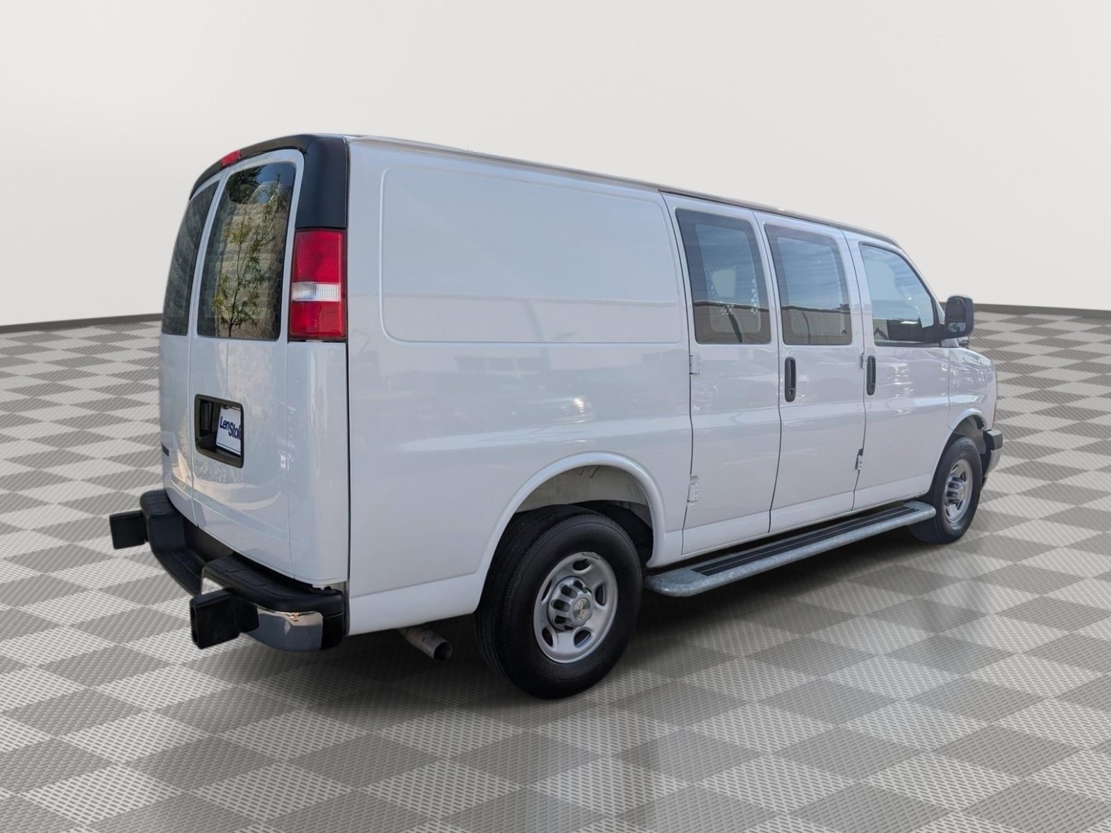 Used 2025 Chevrolet Express 2500 w/ Driver Convenience Package RWD image 5