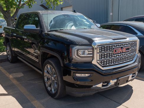 Used 2016 GMC Sierra 1500 Denali w/ Denali Ultimate Package AWD/4WD image 1