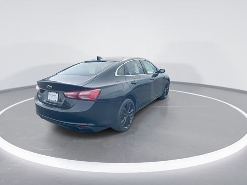 Used 2023 Chevrolet Malibu LT w/ Midnight Edition FWD image 8
