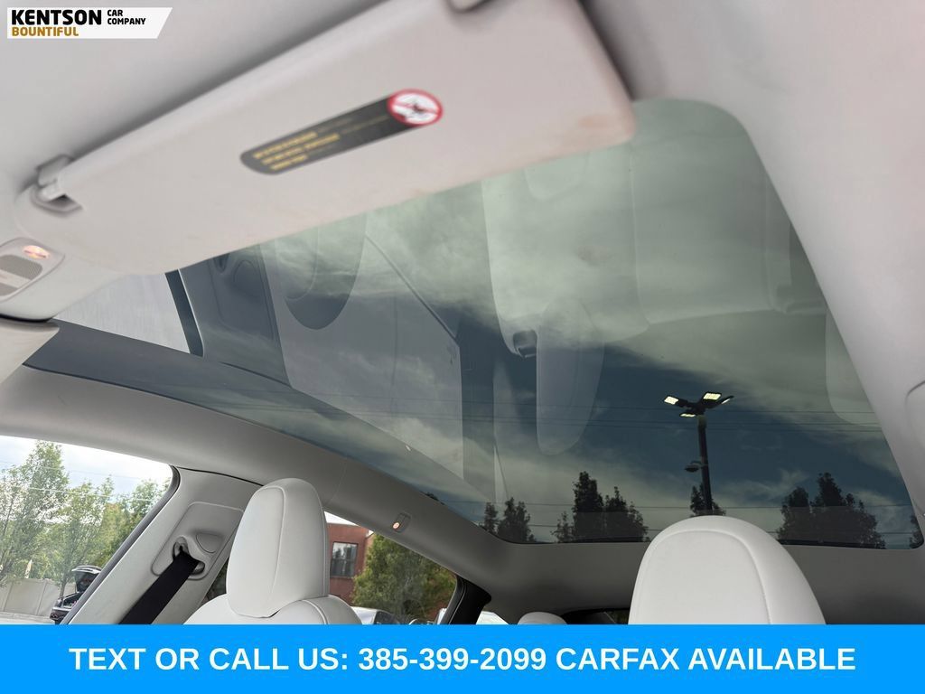 Used 2023 Tesla Model Y Long Range AWD/4WD image 22