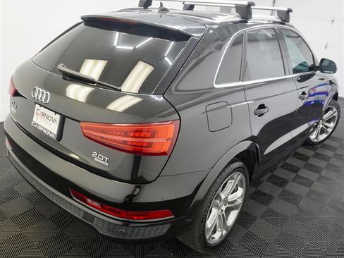 Used 2017 Audi Q3 2.0T Prestige w/ Prestige Package image 7