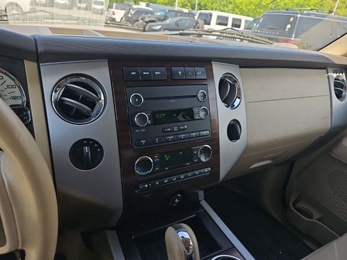 Used 2011 Ford Expedition XLT w/ 201A Rapid Spec Order Code AWD/4WD image 19