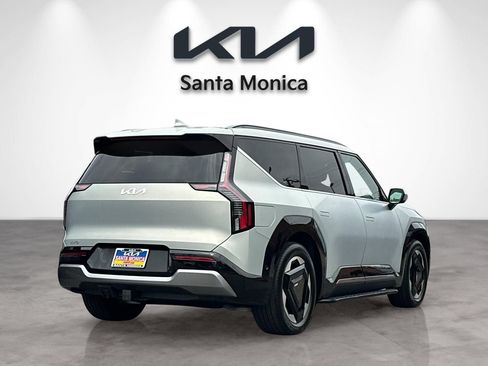 Certified 2024 Kia EV9 Land AWD/4WD image 7