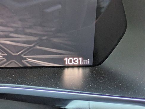 Used 2023 GMC Canyon AT4X image 15