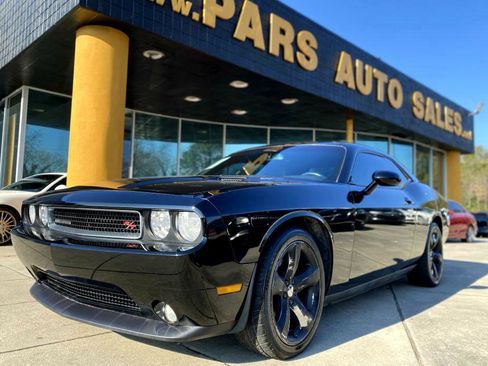 Used 2013 Dodge Challenger R/T Plus image 1