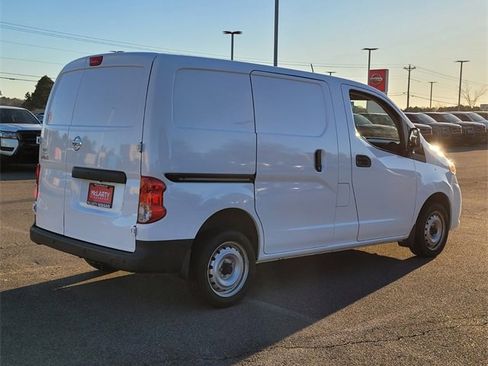 Used 2020 Nissan NV200 S image 4