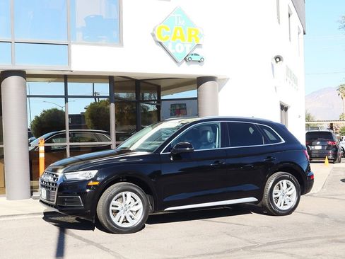 Used 2020 Audi Q5 2.0T Premium w/ Convenience Package image 7