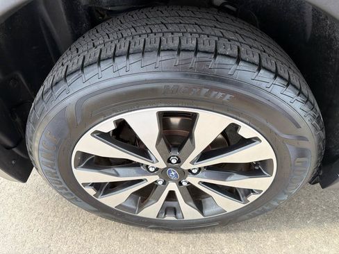 Used 2016 Subaru Outback 2.5i Limited AWD/4WD image 20