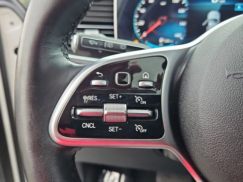 Used 2022 Mercedes-Benz GLE 350 4MATIC image 25