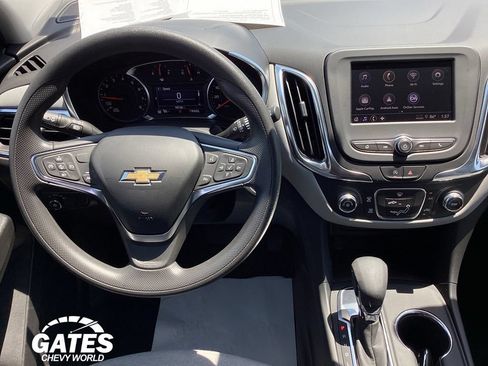 Used 2024 Chevrolet Equinox LS w/ LS Convenience Package FWD image 16