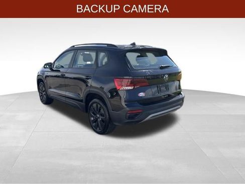 Used 2023 Volkswagen Taos S FWD image 5