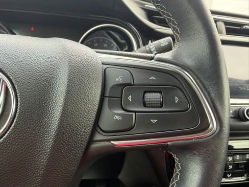 Used 2023 Buick Encore GX Select w/ Sport Touring Package image 17