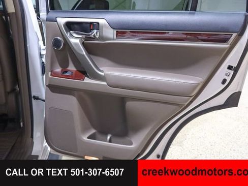 Used 2019 Lexus GX 460 Luxury AWD/4WD image 44