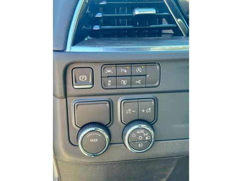 New 2026 Chevrolet Tahoe Premier image 9