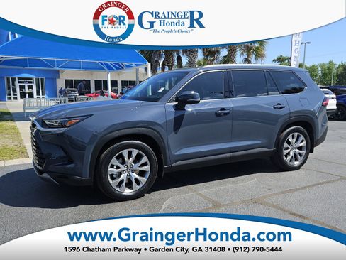 Used 2024 Toyota Grand Highlander Limited AWD/4WD image 1