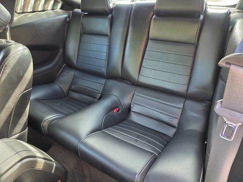 Used 2013 Ford Mustang Premium image 14