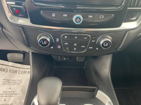 Used 2021 Chevrolet Traverse LT w/ LPO, Floor Liner Package AWD/4WD image 42