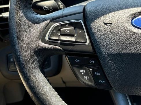 Used 2018 Ford Escape Titanium FWD image 20