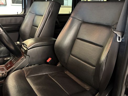 Used 2010 Mercedes-Benz G 550 image 19