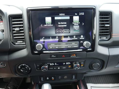 Used 2023 Nissan Frontier PRO-4X w/ Pro Convenience Package AWD/4WD image 17