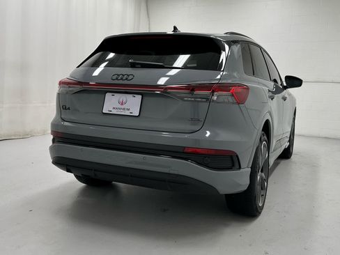Used 2023 Audi Q4 e-tron Premium w/ Convenience Package image 6