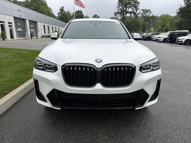 Used 2024 BMW X3 xDrive30i w/ Premium Package AWD/4WD image 3