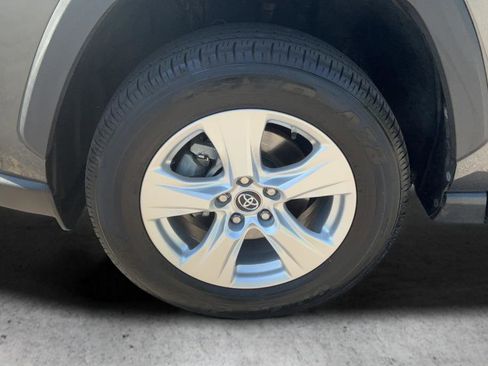 Used 2019 Toyota RAV4 XLE image 23
