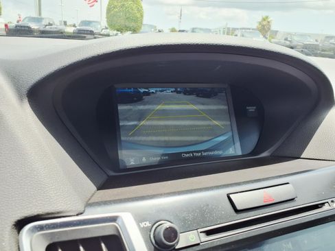 Used 2016 Acura TLX w/ Technology Package FWD image 18