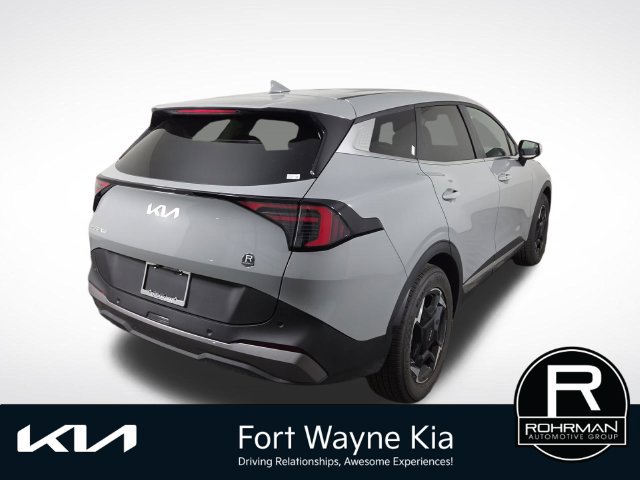 Certified 2026 Kia Sportage EX FWD image 6