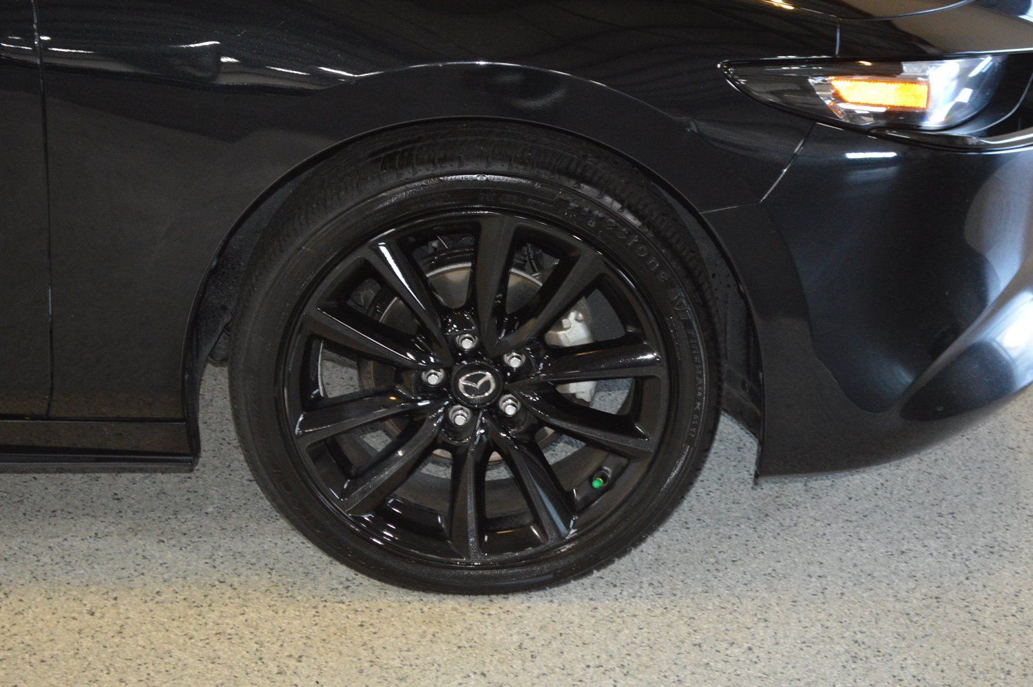 Used 2024 MAZDA MAZDA3 s FWD image 9