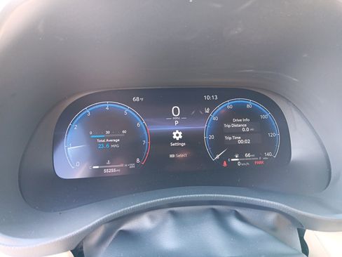 Used 2023 Toyota Highlander Limited FWD image 11