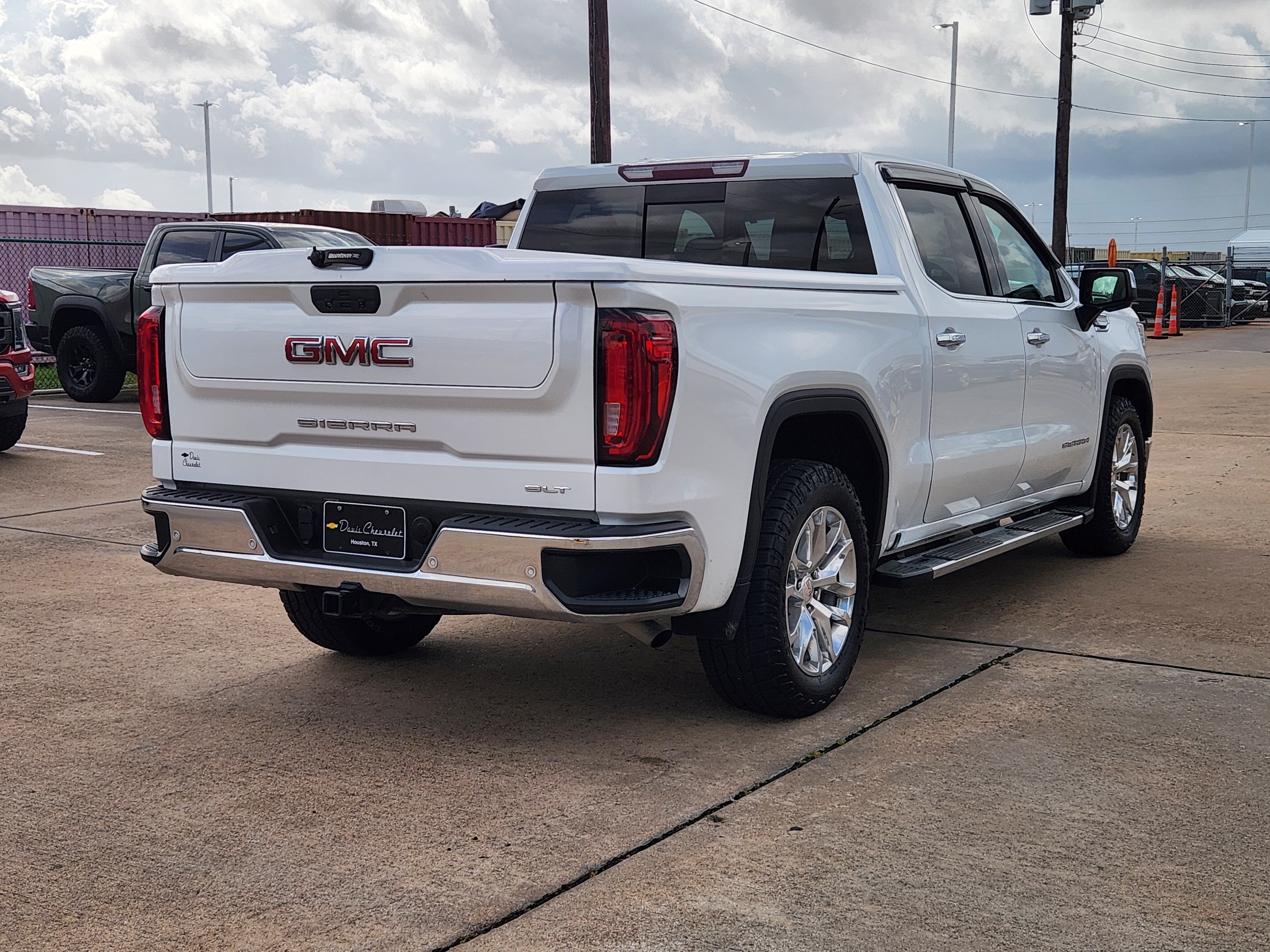 Used 2020 GMC Sierra 1500 SLT RWD image 6