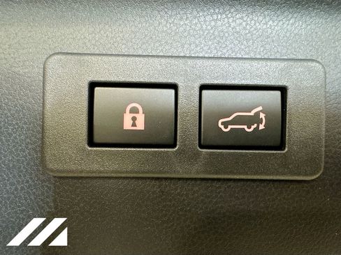 Used 2026 Subaru Forester Limited image 30