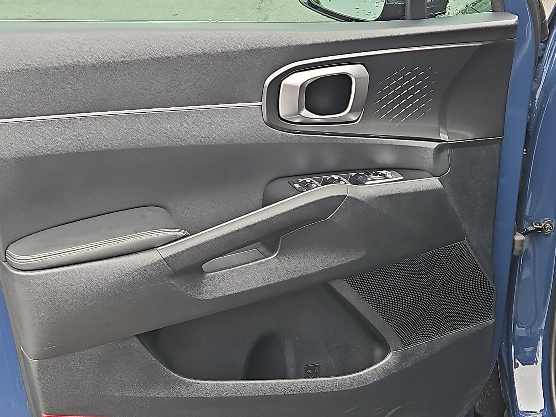 Used 2025 Kia Sorento S w/ Panoramic Sunroof Package FWD image 20