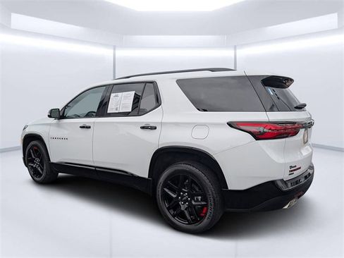 Used 2024 Chevrolet Traverse Premier w/ Redline Edition image 5