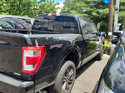 Used 2021 Ford F150 Lariat w/ Equipment Group 502A High AWD/4WD image 3