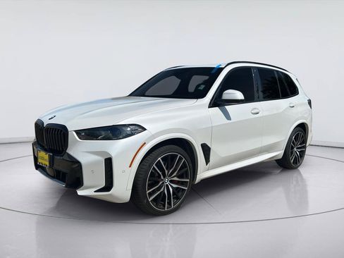 Used 2024 BMW X5 sDrive40i w/ Executive Package RWD image 3