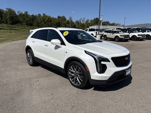 Used 2019 Cadillac XT4 Sport image 7