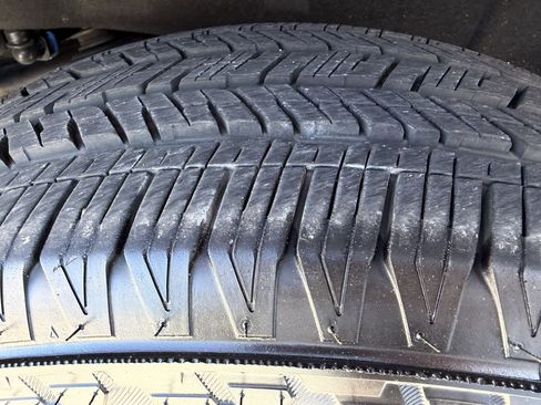 Used 2025 Toyota Sequoia Limited image 28