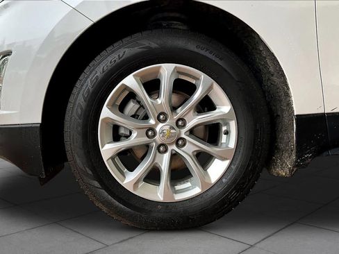 Used 2021 Chevrolet Equinox LT image 10