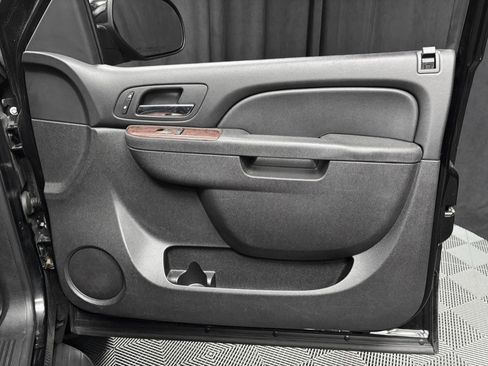 Used 2013 GMC Yukon XL SLT image 21