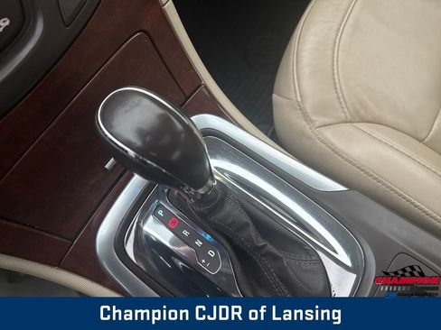 Used 2017 Buick Regal Sport Touring image 23